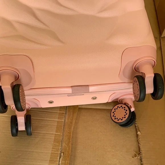 Thalia Sodi Pink Travel Bag - Picture 6 of 6